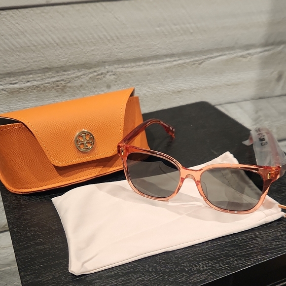 Tory Burch Accessories - NWOT Tory Burch Orange Sunglasses with Case & Dust Bag